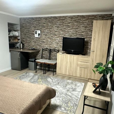 Zair Apartments Талин Екстериор снимка